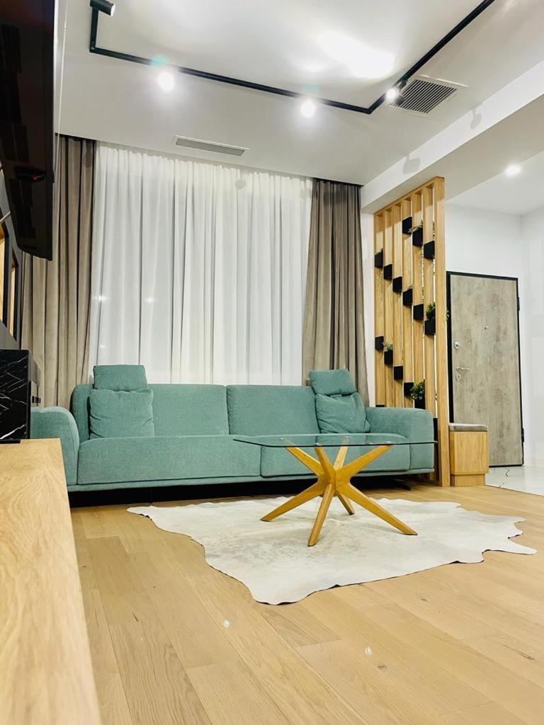 Eden - Elegant Retreat In Rosetti Luxury Apartment Bucharest Exterior photo